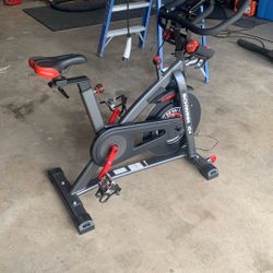 Schwinn IC4 Exercise Bike