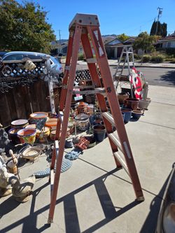 6' Louisville Fibreglass Ladder
