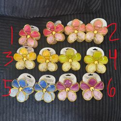 Flower hair clips