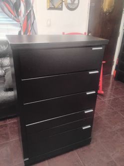 5 slot cabinet