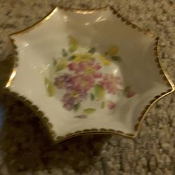 Fine bone China royal standard dish made in england