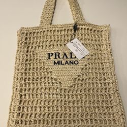 Trending Boutique Style Bag! 