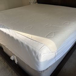 Moving Sale - King Bed with Puffy brand Tempur pedic Mattress