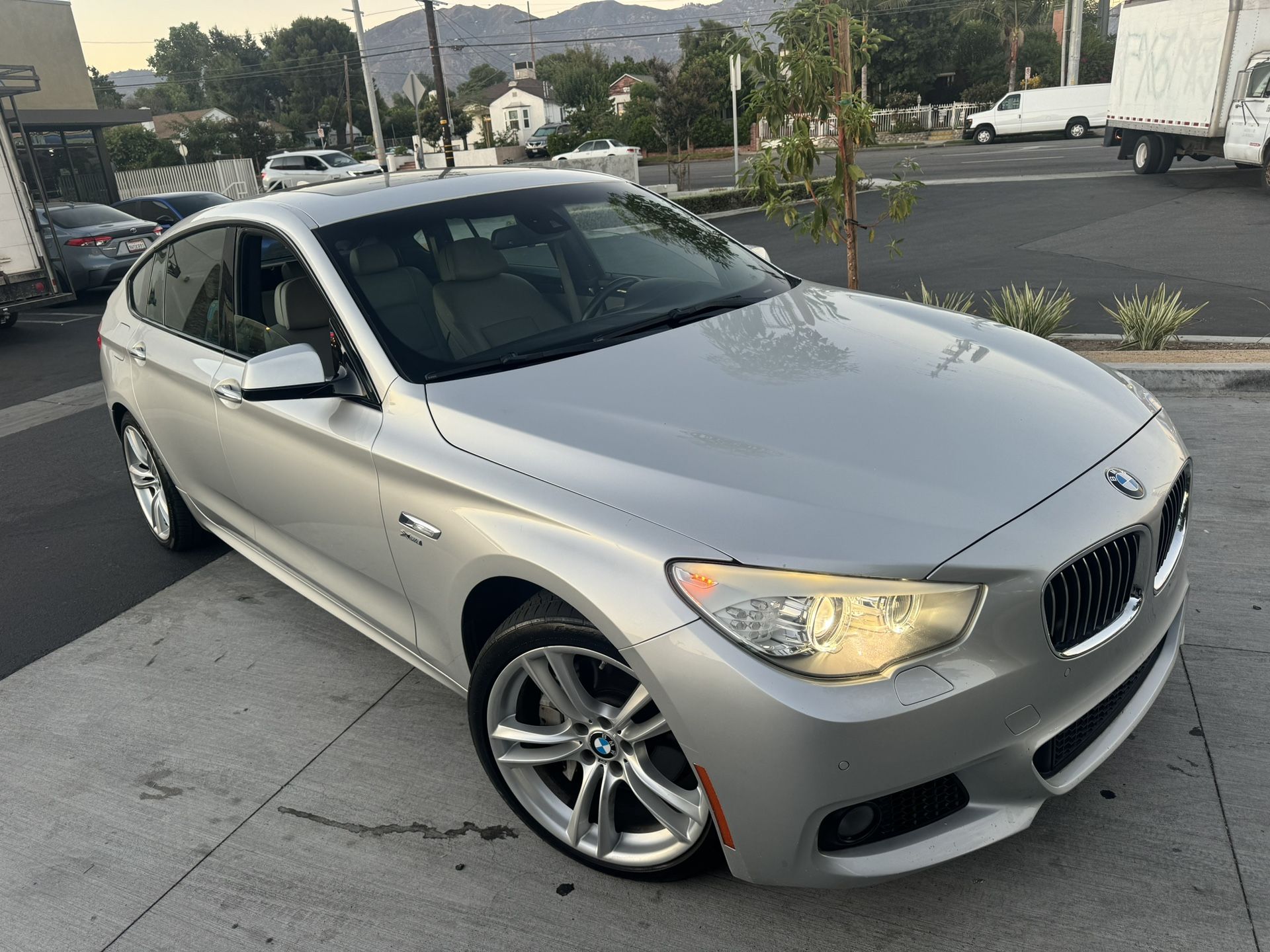 2012 BMW 5-Series GranTurismo