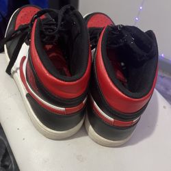 Jordan 1 Mid Size 11