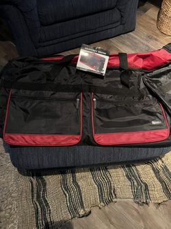 Available Travel Huge wheeler baggage with pockets and zíper NEW