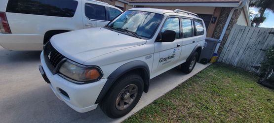 2004 Mitsubishi Montero Sport