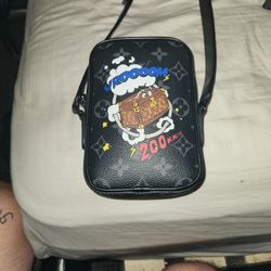 Louis Vuitton side bag 