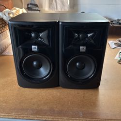 JBL 305P MkII powered studio monitors - PAIR