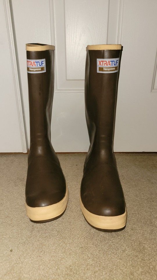 Xtratuf Boots Size 11 Hunting fishing work neoprene