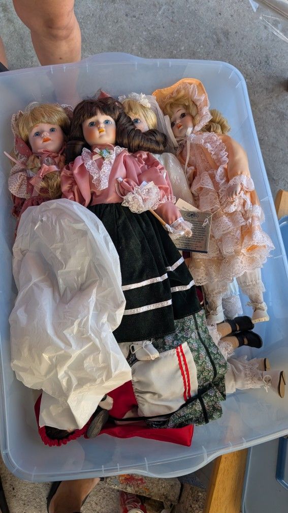 Collectable Porcelain Dolls (Assorted)