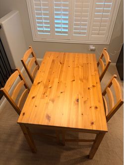 Dining table + 4 chairs -$150