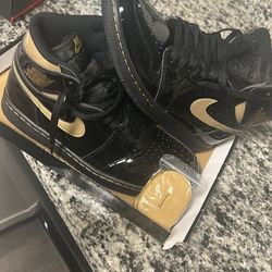 Authentic Gucci Shoes/boots And Black Metal And Gold Retro Jordan 1