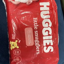42 diapers size 1 Huggies & pamper swaddlers