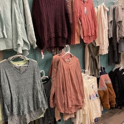 New Clothing Overstock With Tag Big Discounts 