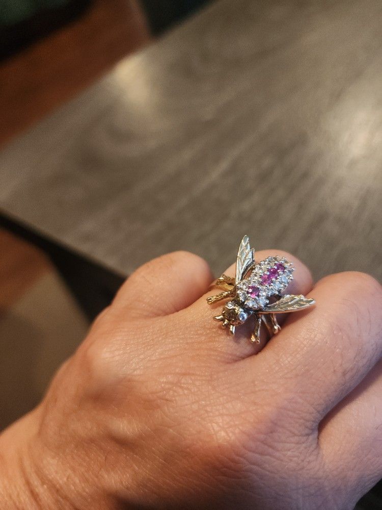 Bee Ring 