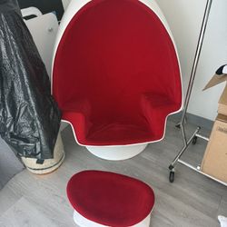 Rotating egg Chair With Leg Stand 