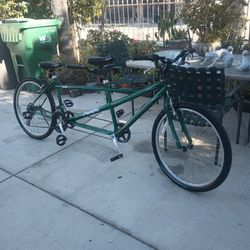Dualie Adult Tandem Cruiser Bike Two-Rider Bicycle Men and Women 26-Inch Wheels 