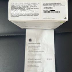 Apple AirPods Pro 2nd Generation with MagSafe Wireless Charging Case USB-C With Charger