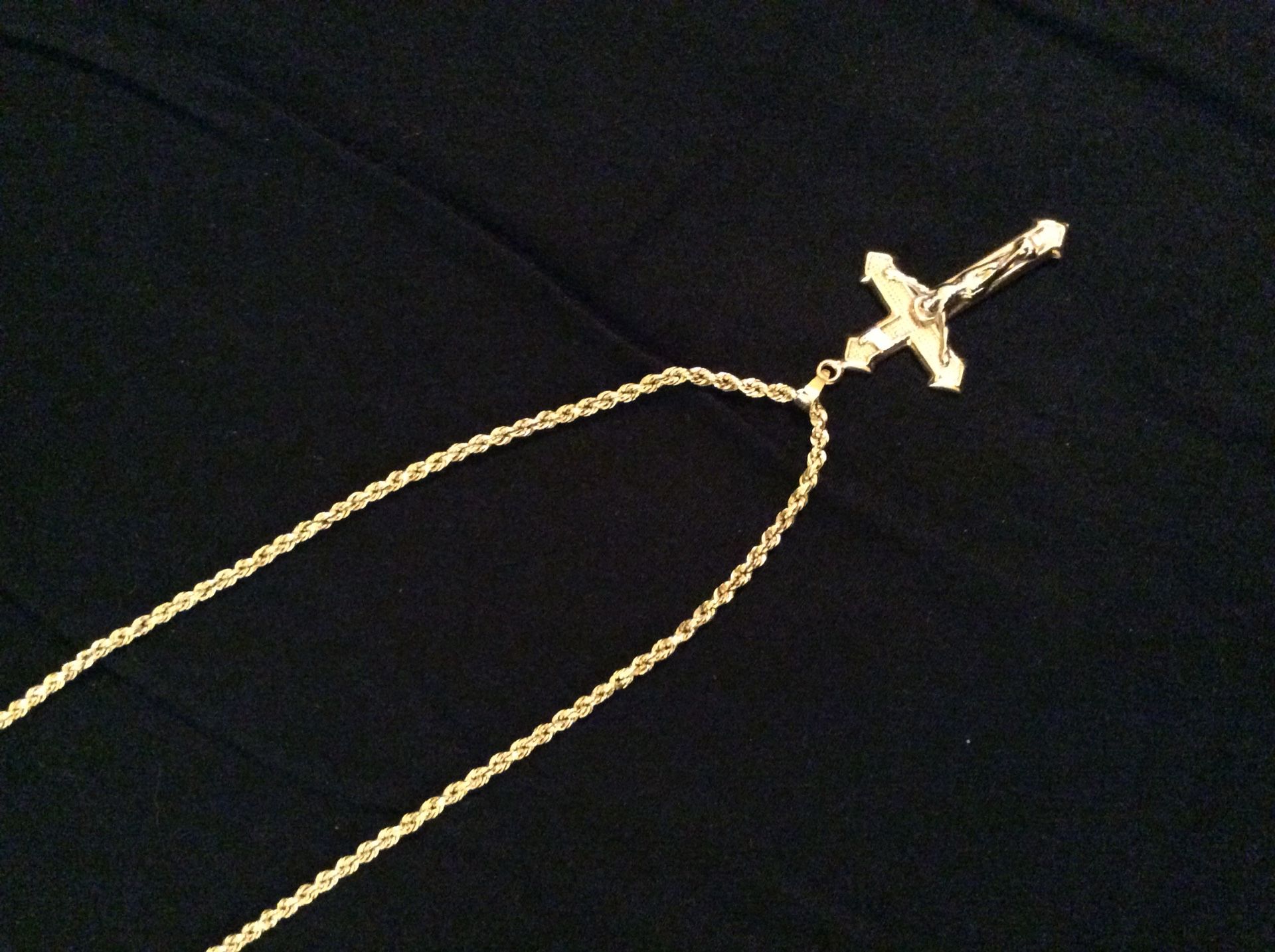 14K Gold Rope Chain with Crusifix Pendant 14K $250