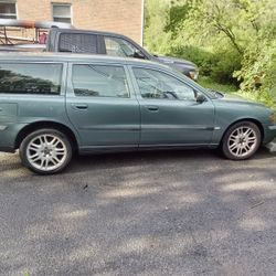 2004 Volvo V70