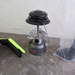 Coleman Propane Camping Lantern / Lamp