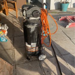 Husky 20 Gl Electric Air Compressor 