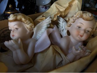 Vintage hanging angels