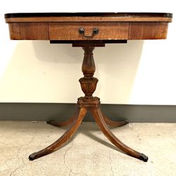 Early 1900s Duncan Phyfe Style Mahogany Folding Game Table With Claw Feet