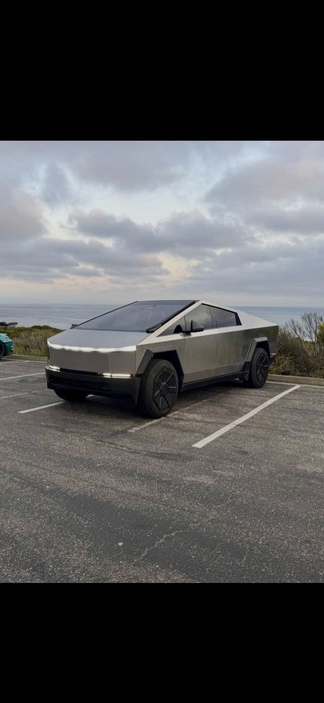 2024 Tesla Cybertruck