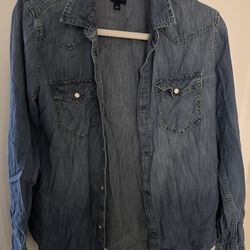 Women’s Denim Blouse 