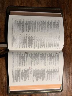ESV Heirloom Bible, Alpha: Personal Size Edition, Tuscan Green Cowhide