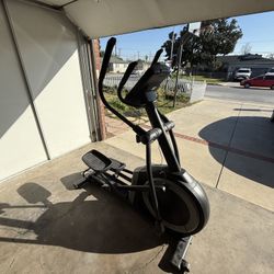 Proform Carbon EL Elliptical Machine Like New