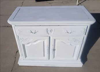 Mueble de madera