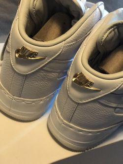 AF1 Victor Cruz