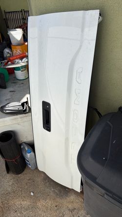 2022 Toyota Tacoma tailgate
