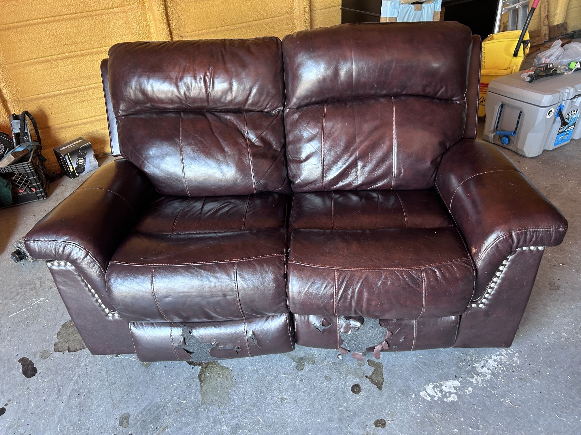 Power Reclining Loveseat