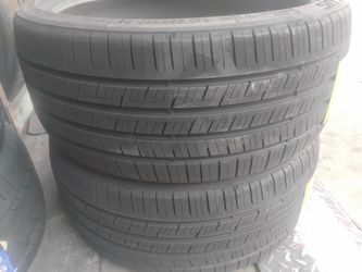 245 35 20 ( 2 NEW TIRES 245/35R20. 245/35ZR20