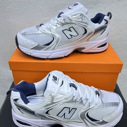 New Balance Classic Mesh Comfort Sneakers