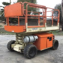 Scissor Lift Jlg 260MRT 4x4 2002 