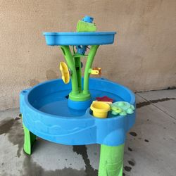 Water Play Table