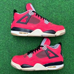 Jordan Retro 4 “ Toro Bravo “ 