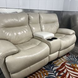 BEIGE POWER RECLINER SOFA W/ FREE DELIVERY 