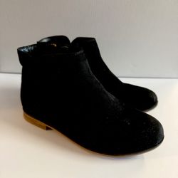 Girls Black Boot Size 12