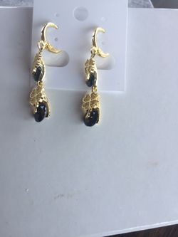 Plated gold earrings