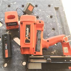 Paslode 16 Gauge Cordless Nailer