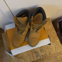 TIMBERLAND BOOTS - SIZE 9 MEN