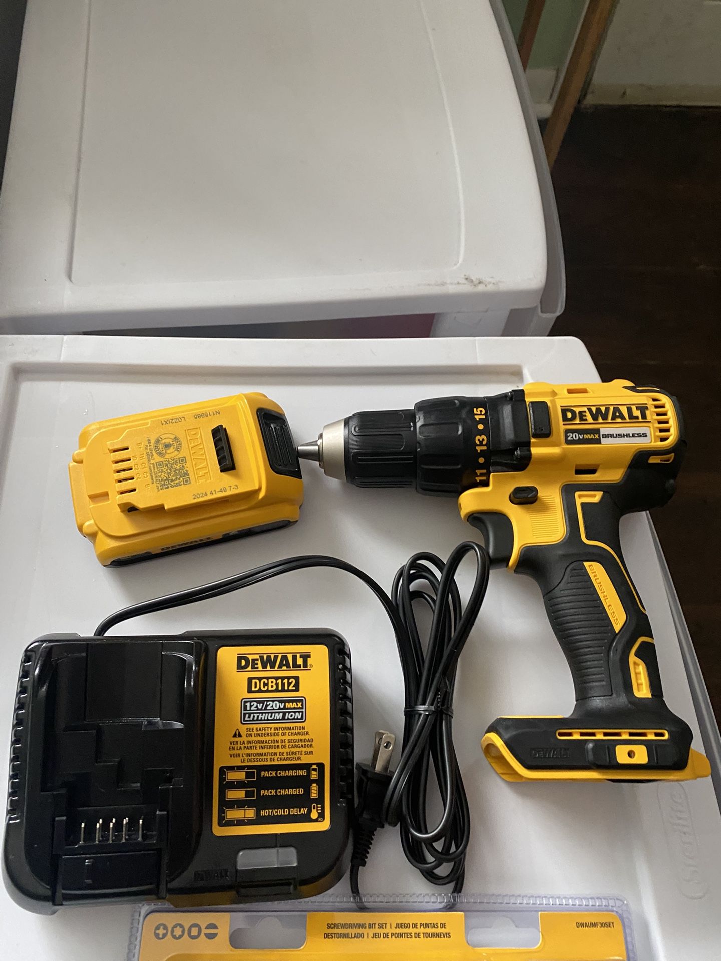 De Walt Drill