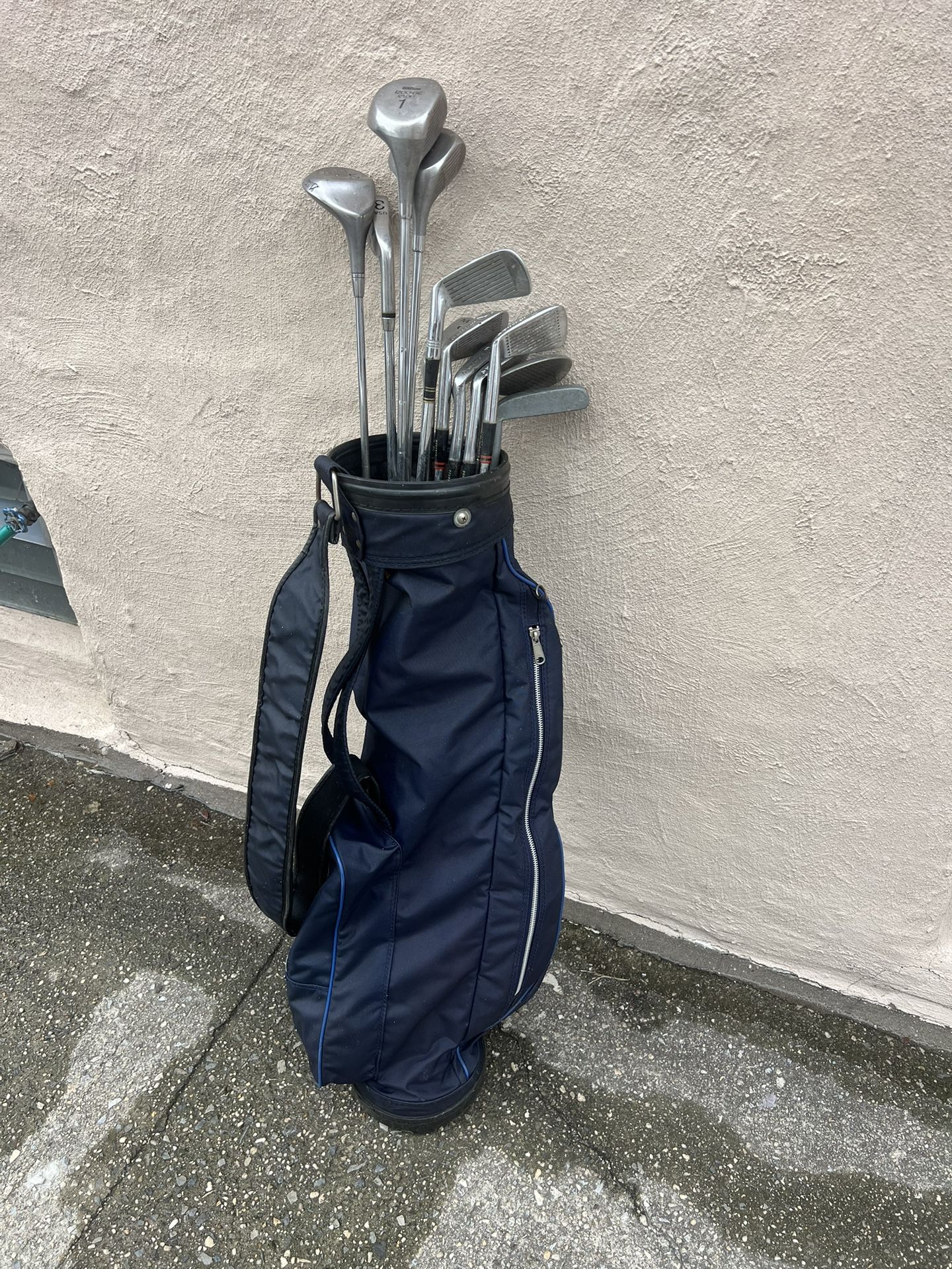 Golf Clubs 