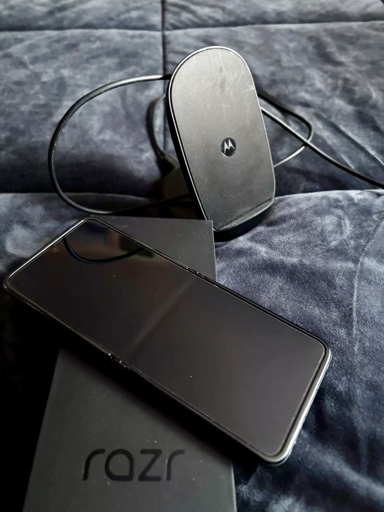 Motorola Razr 2023 (Unlocked) Cellular Phone Sage Green --